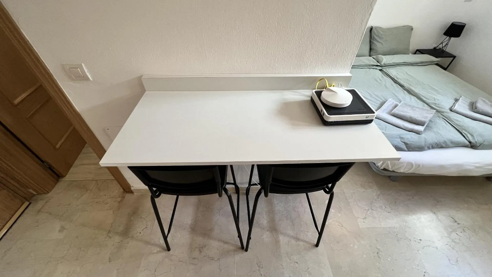 Apartment Cozy Central Studio In Pasaje Olletas Malaga