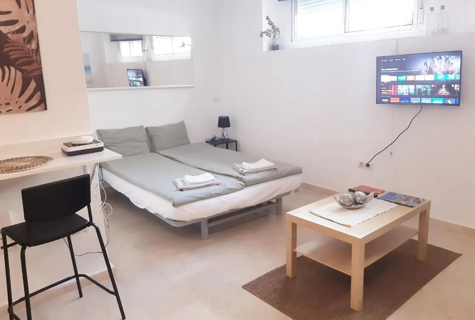 Cozy Central Studio In Pasaje Olletas contacts