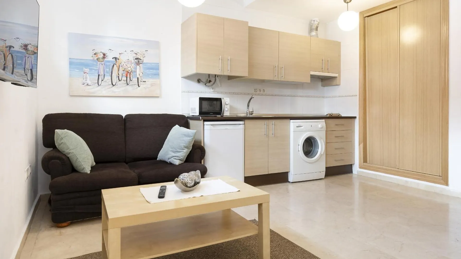 Cozy Central Studio In Pasaje Olletas contacts
