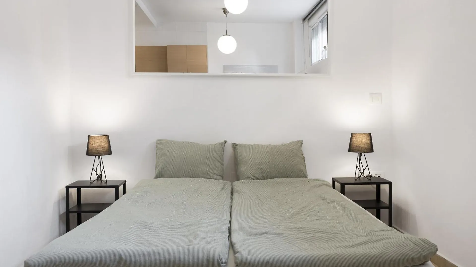 Cozy Central Studio In Pasaje Olletas Malaga Apartment